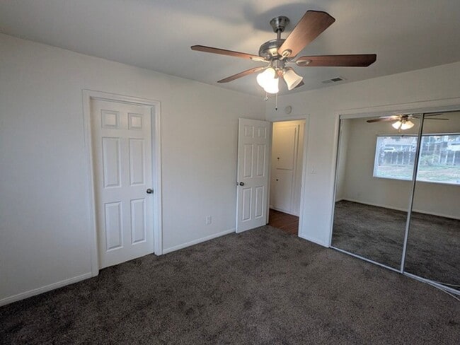 Building Photo - 4 Bed / 3 Bath with bonus room - Single Story Home in El Cajon