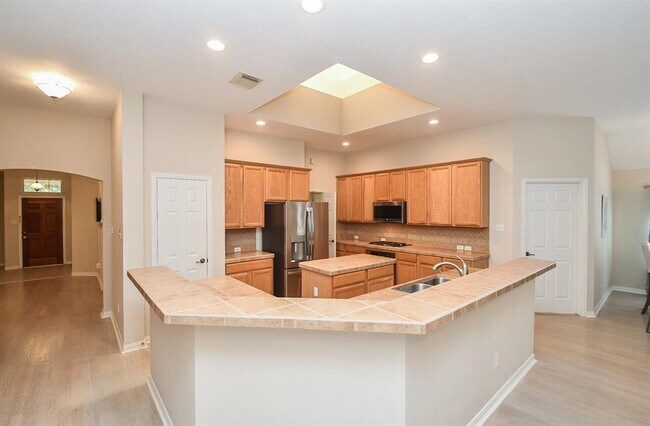 Building Photo - 7835 Stone Oak Ct