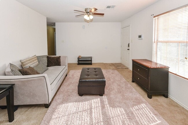 Building Photo - 3703 Frigate Dr