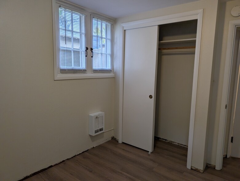 Building Photo - 1010 N 24th Street