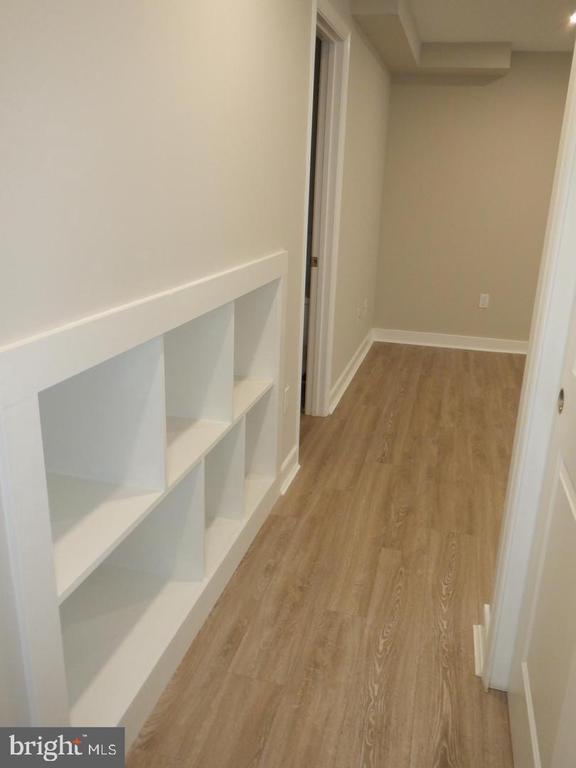 Building Photo - 830 Santmyer Dr SE