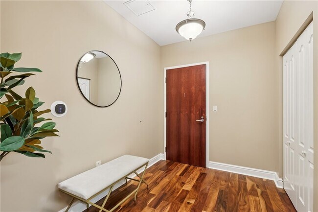 Building Photo - 151 Fort Pitt Blvd