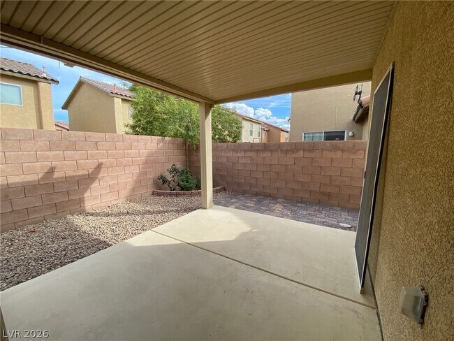Building Photo - 8324 W Sapphire St