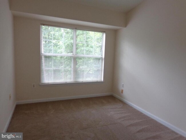 Building Photo - 5136 Castle Harbor Way