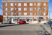 Building Photo - 197 N 2nd St