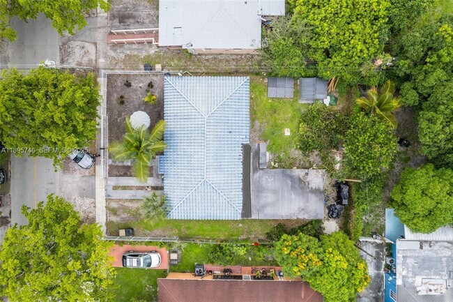 Building Photo - 12426 NW 8th Ave