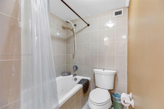 Building Photo - 6039 Collins Ave