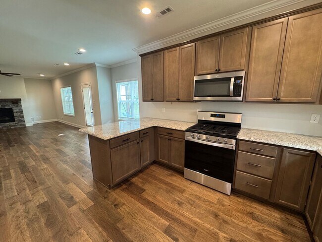 Building Photo - Modern Living on Myrtle Ridge Lane!