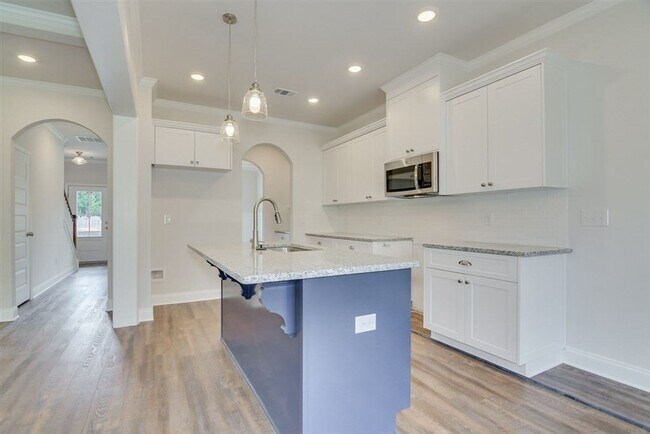 Building Photo - 5121 Huntley Trl