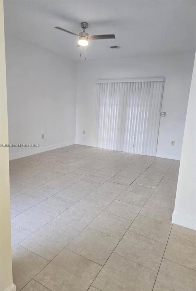 Building Photo - 9740 NW 5th Ave