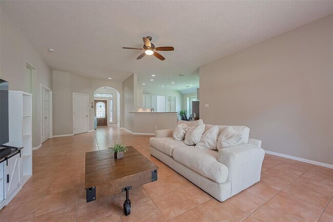 Building Photo - 21122 Lilac Meadows Ln