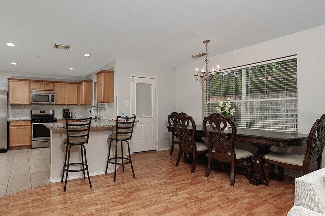 Building Photo - 127 Hockenberry Ct