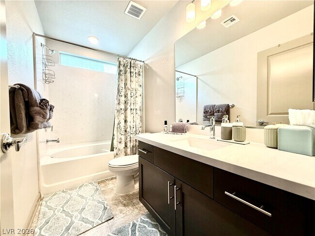 Building Photo - 8044 Carpenter Creek Ave