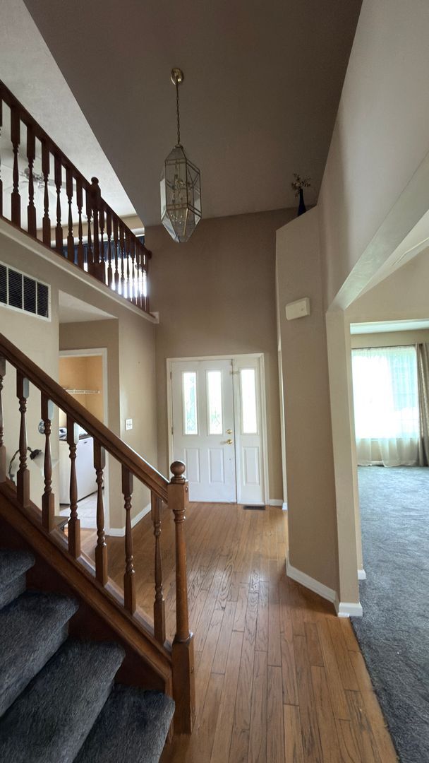 Building Photo - Beautiful, Bright & Move-In Ready Home in Lafayette!