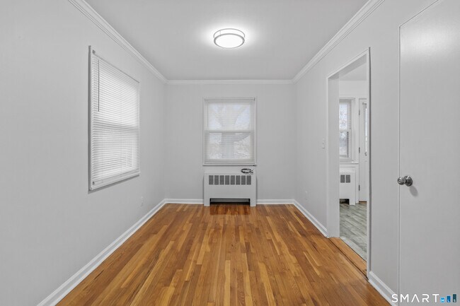 Building Photo - 56 Blachley Rd