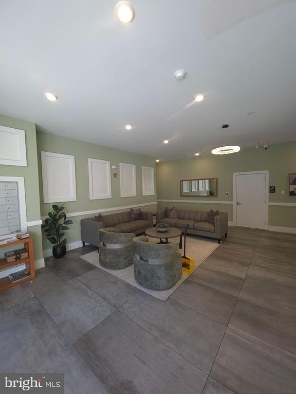 Building Photo - 3503 Midvale Ave