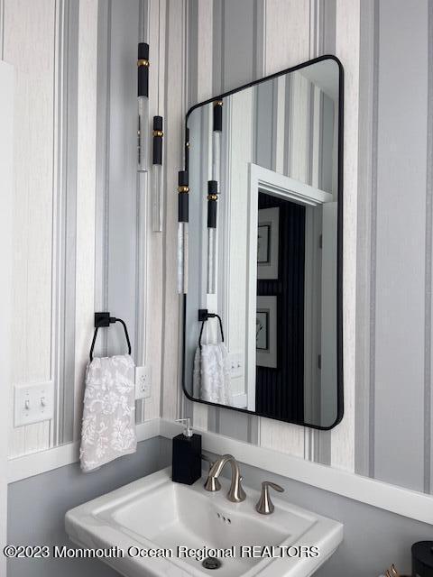 Building Photo - 61 Bataan Ave