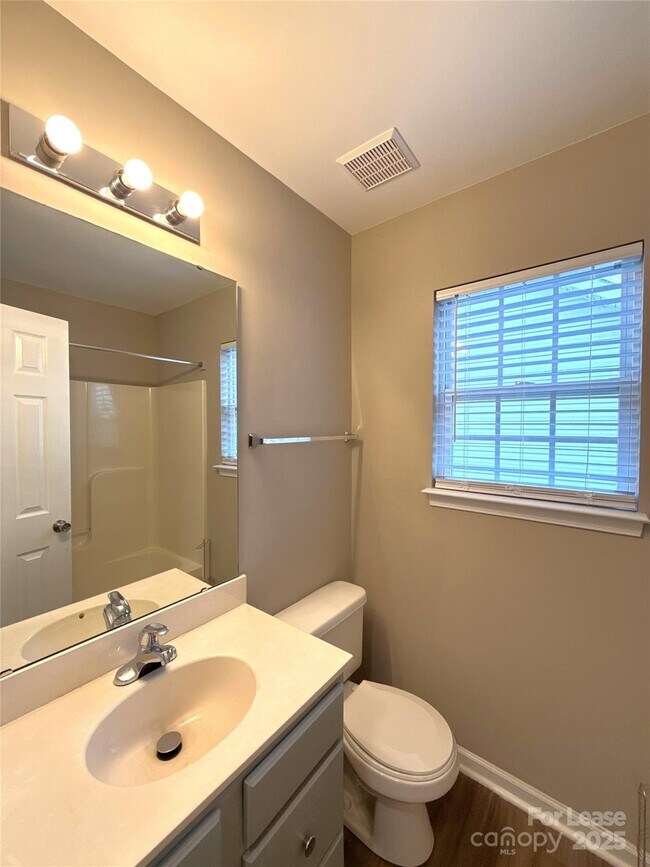 Building Photo - 3631 Joel Turner Dr