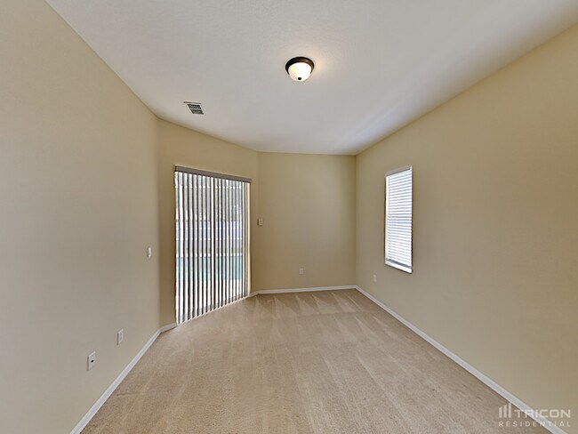 Building Photo - 1504 Canoe Drive Lutz FL
