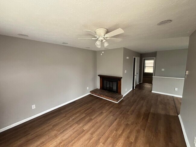 Building Photo - 1177 Mt Rushmore Way