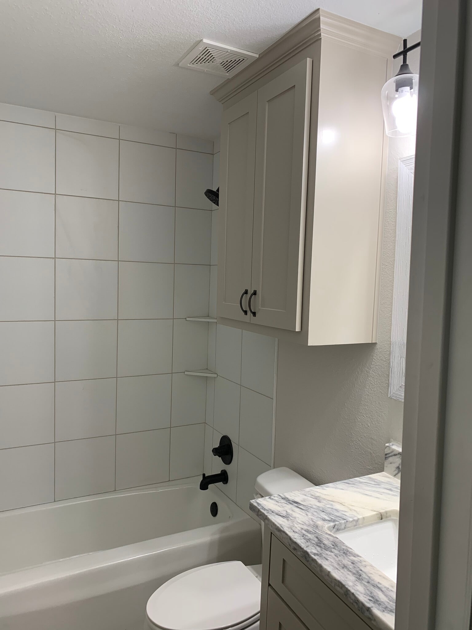 Building Photo - 402 N Monroe St