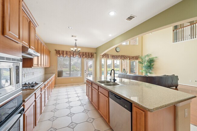 Building Photo - 9710 Lansing Meadows Dr