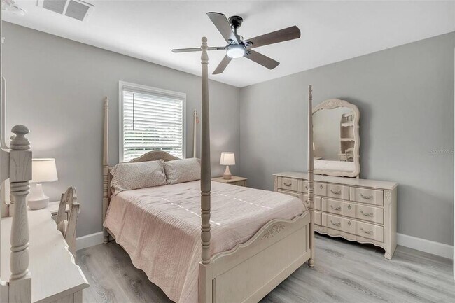 Building Photo - 6193 Cabal Ln