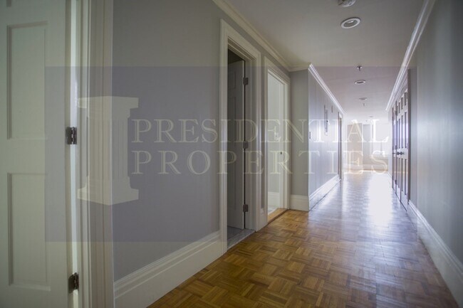 Building Photo - 389 Commonwealth Ave