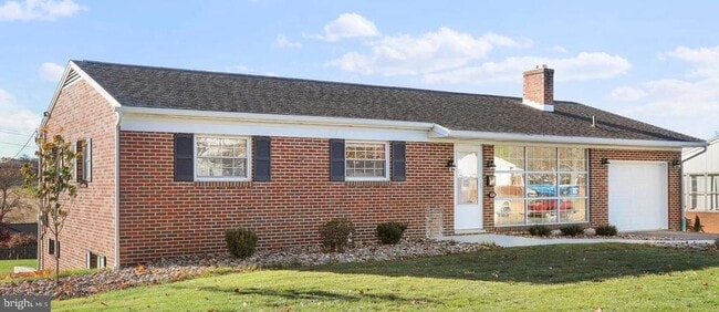 Building Photo - 855 Anthony Ave