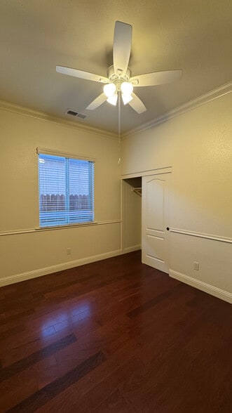 Building Photo - 5959 E Via Casella Dr