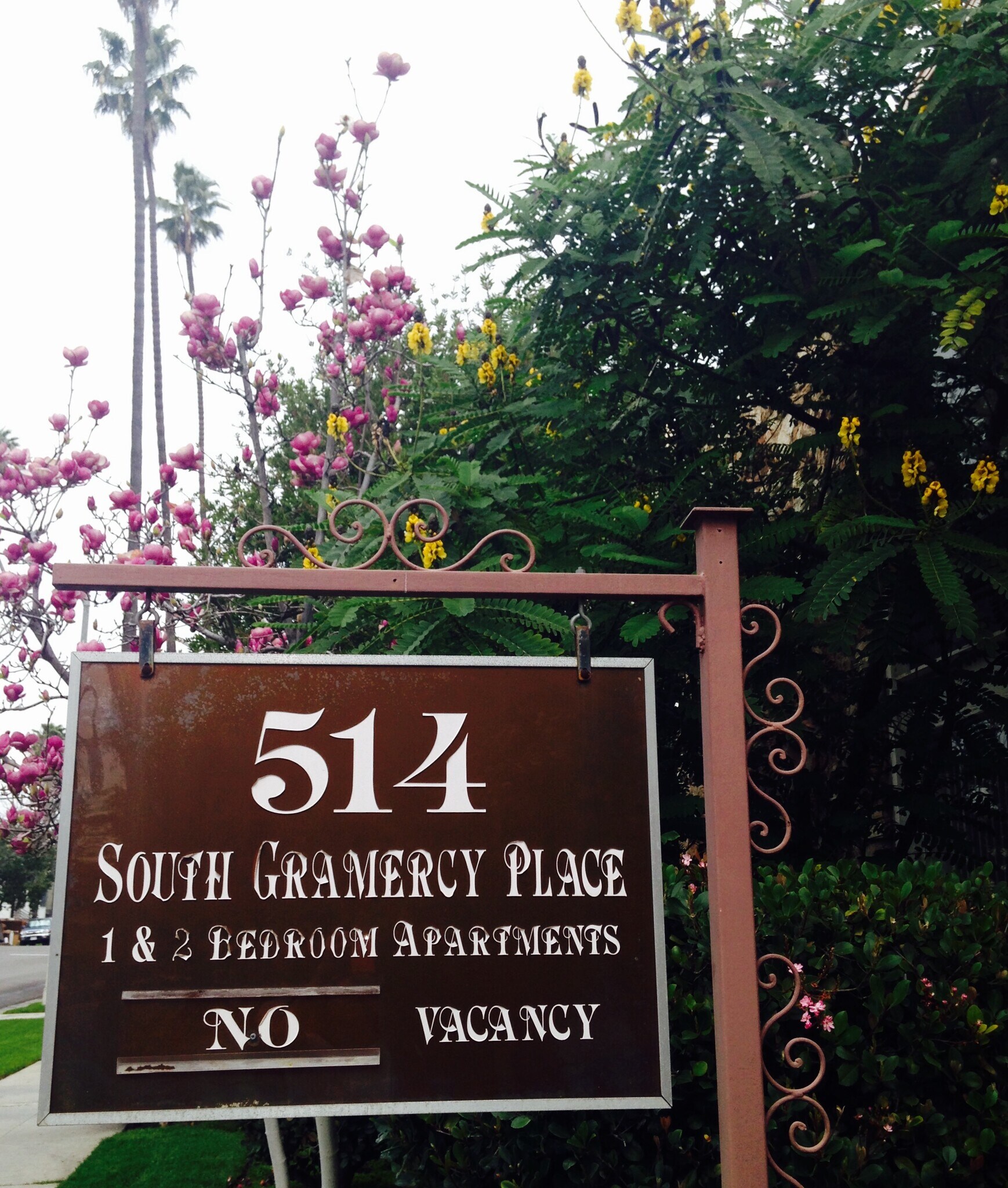 Building Photo - 514 S Gramercy Pl