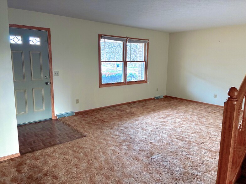 Building Photo - 1248 Boettler Rd