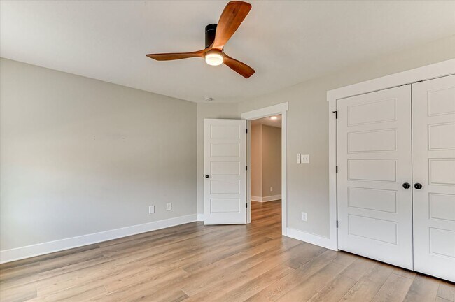Building Photo - 419 Barrow Ln