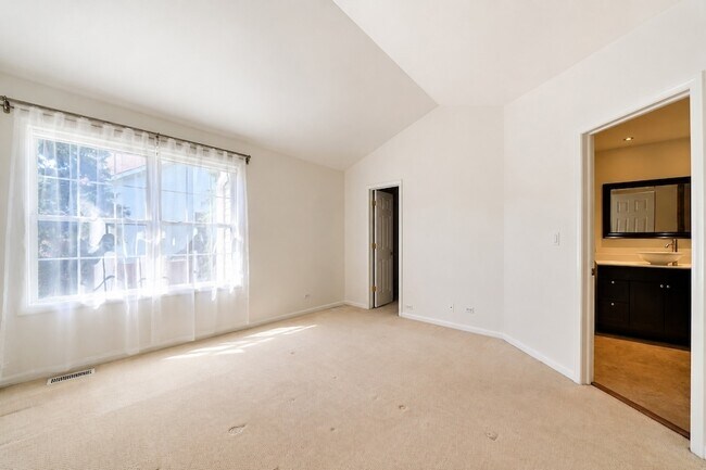 Building Photo - 1347 Winfield Way