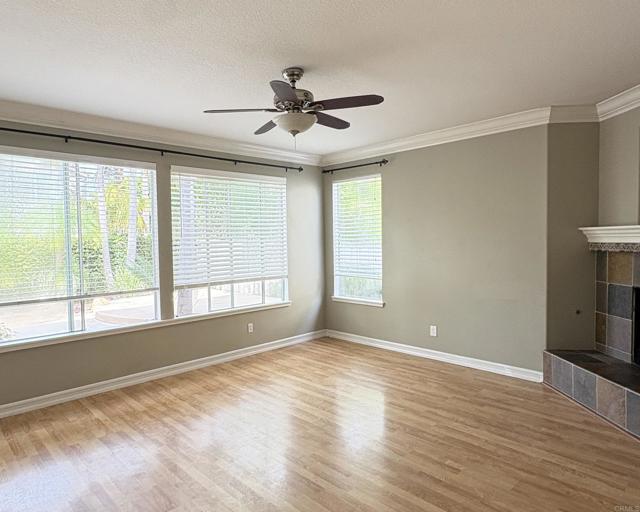 Building Photo - 4994 Crestview Dr