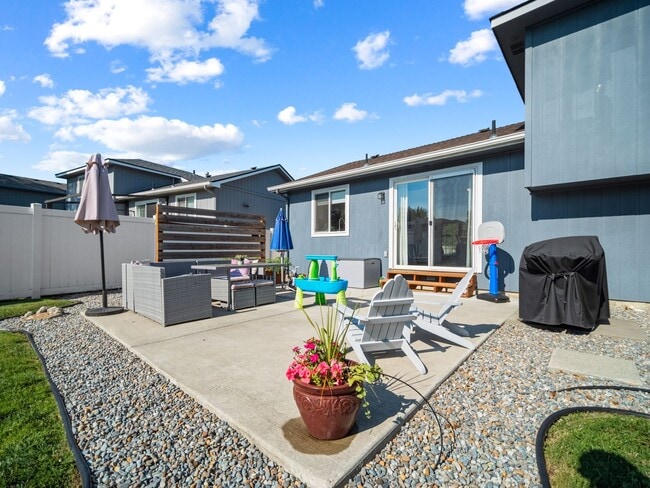 Building Photo - Furnished 3-Bedroom Home in Spokane Valley – Comfortable & Move-In Ready