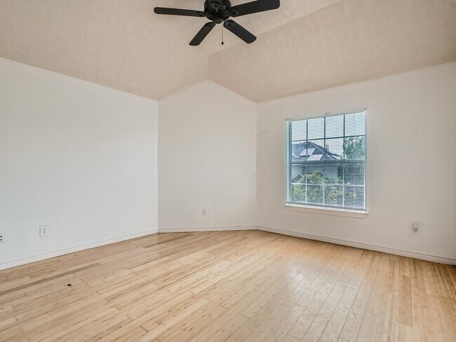 Building Photo - 503 Taskwood Dr