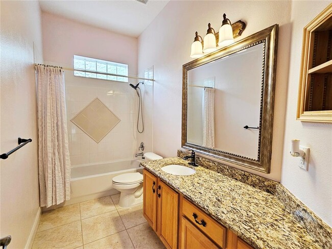Building Photo - 10543 Woodchase Cir