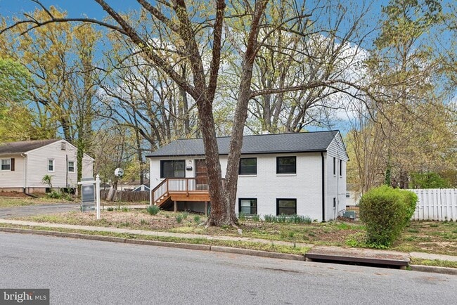 Building Photo - 1506 Maryland Ave