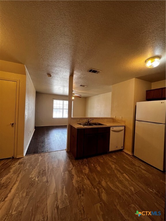 Building Photo - 1500 Bacon Ranch Rd