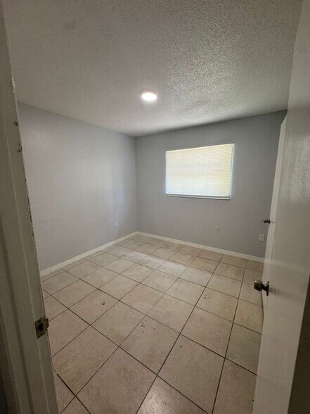 Building Photo - 1231 Abbeyville Rd