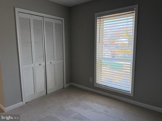 Building Photo - 3175 Summit Square Dr