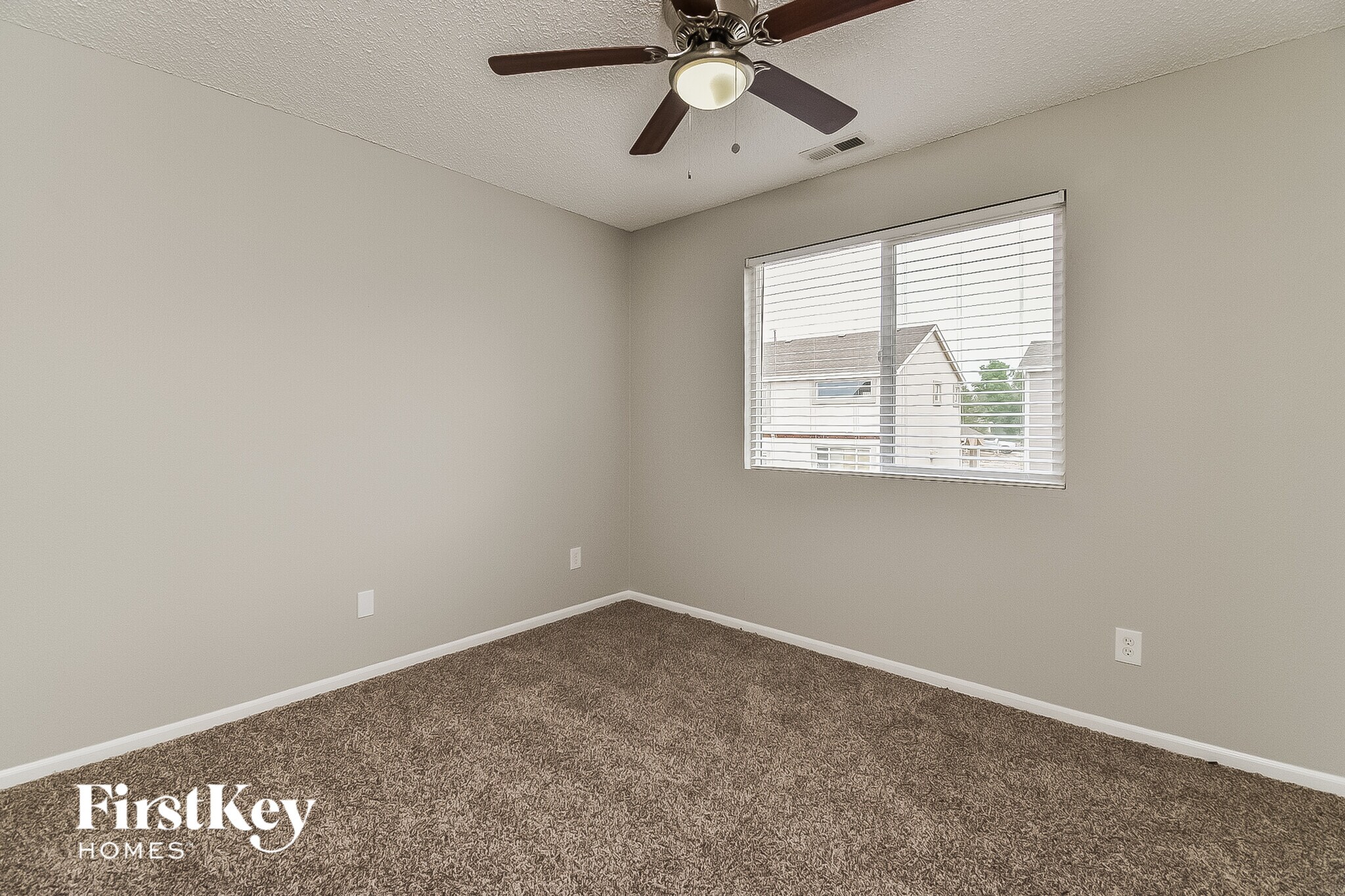 Building Photo - 9370 Pony Gulch Way