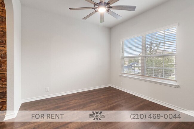 Building Photo - 2022 Valley Ranch 5-Bedroom | Primary Suite Downstairs | 3.5 Baths | Resort-Style Amenities