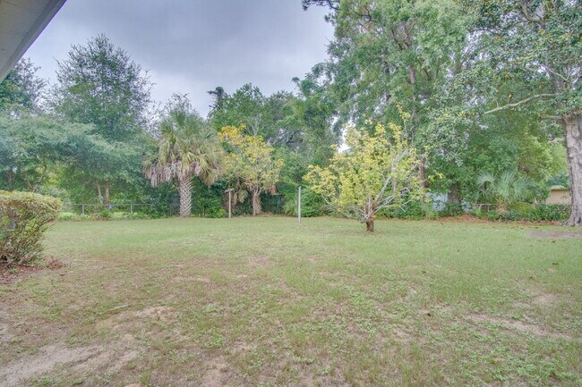 Building Photo - Updated 2BR/2BA Home Near Cordova Mall – Modern Updates & Convenient Location