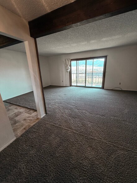 Building Photo - 1216 W Montana St