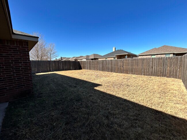 Building Photo - 7424 104th St