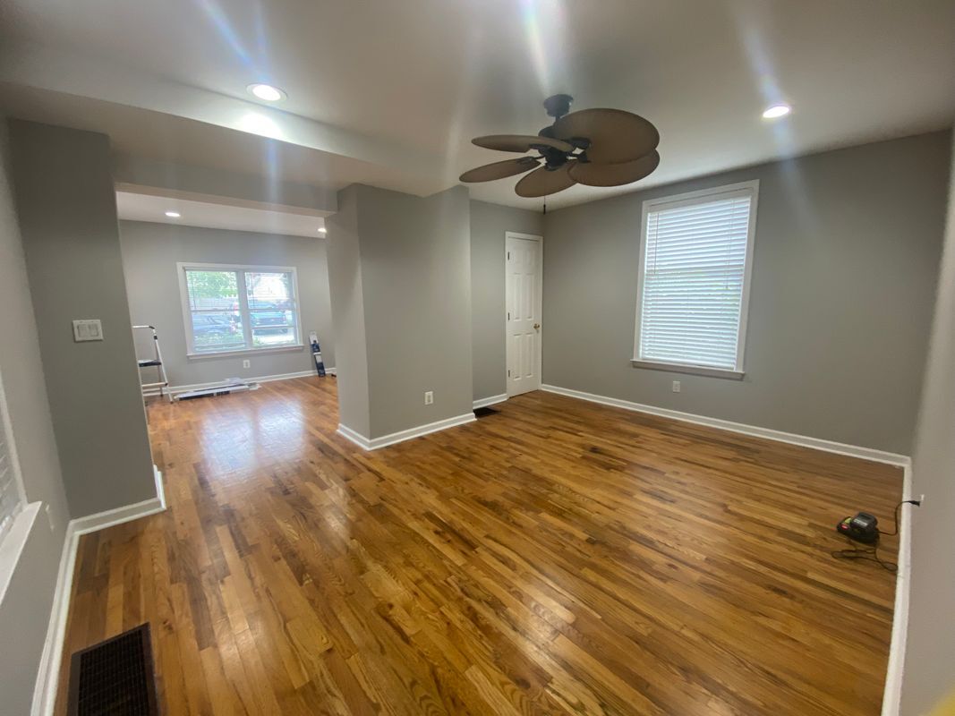 Building Photo - 563 Winter St