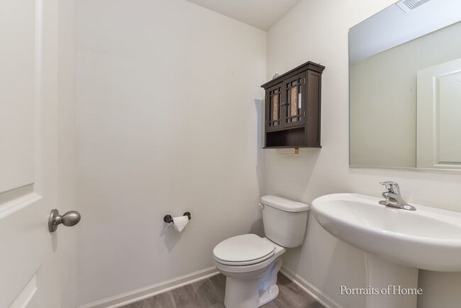 Building Photo - 2068 Canyon Creek Ct