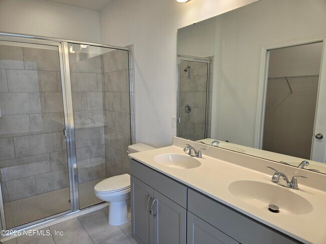 Building Photo - 817 Cherry Elm Dr